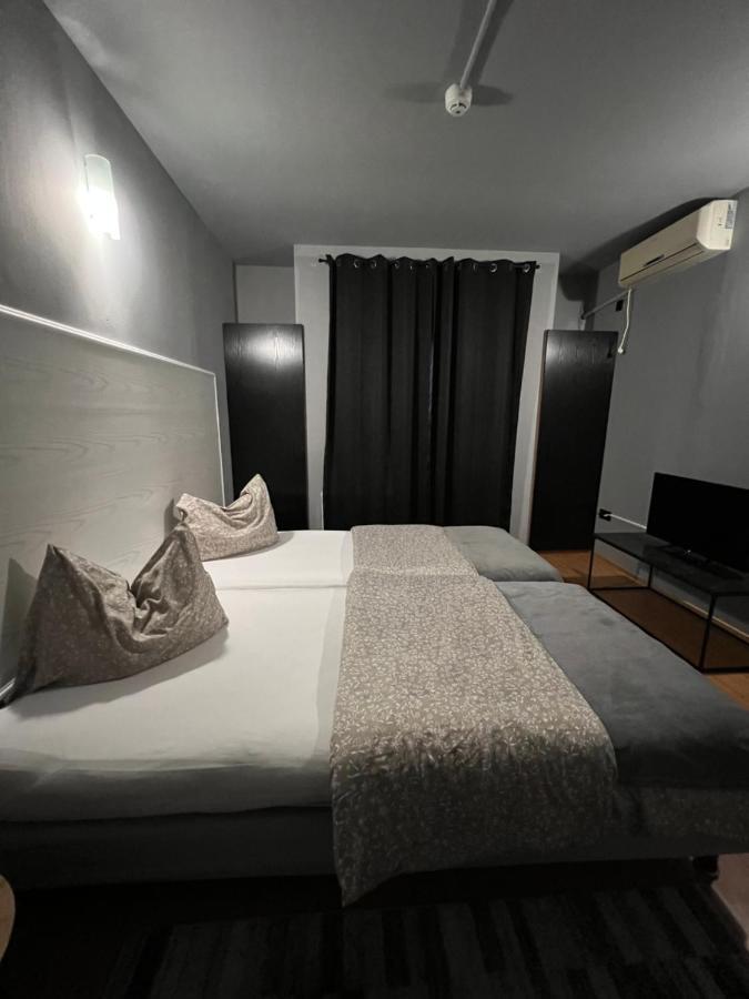Affittacamere Pensiunea Uno 3*